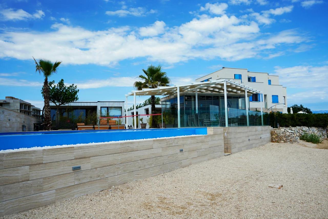 Boutique Style Eco-Beachhouse, Private Jacuzzi Privlaka  Exterior photo